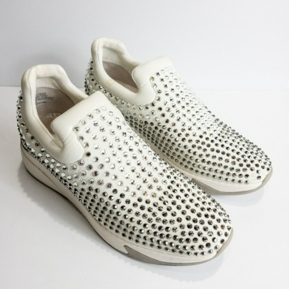 INC International Concepts Oneena Slip-on Sneakers White -10 - Picture 2 of 4